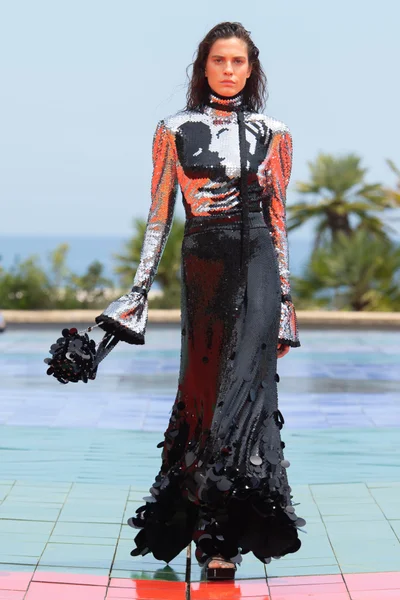 Look 33